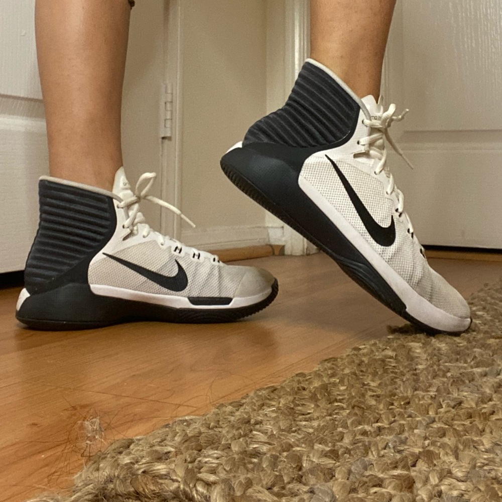 Nike shoes